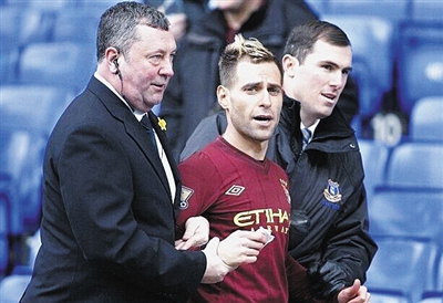 英联杯-阿森纳主场0-2纽卡斯尔 马丁内利中柱哈弗茨失良机